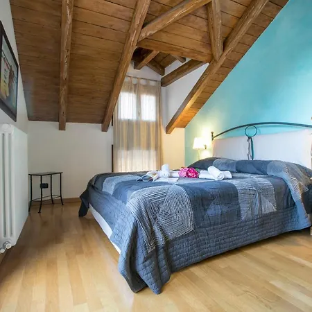 Sleeps 4 *
