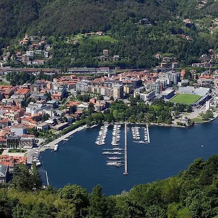 Appartement Sleeps 4 Camnago Volta